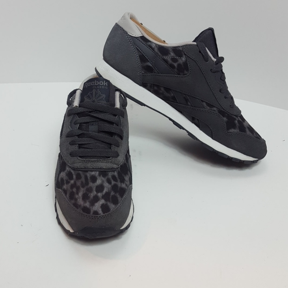 Reebok leopard gray running sneakers
